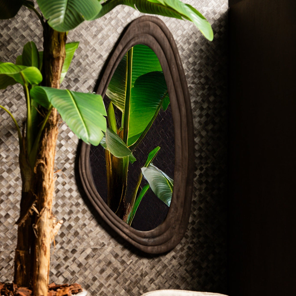 Santin Brown espejo triangular orgánico de madera de mango PTMD