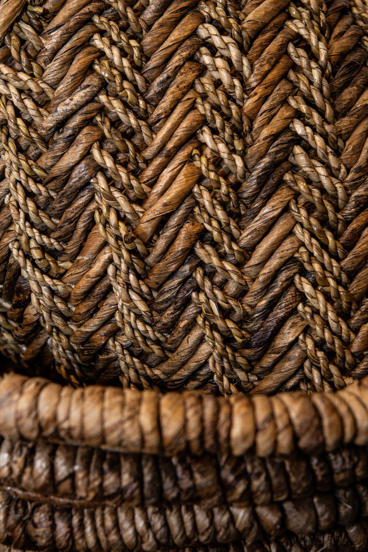 Cesta natural de hierba marina Randye Taps PTMD