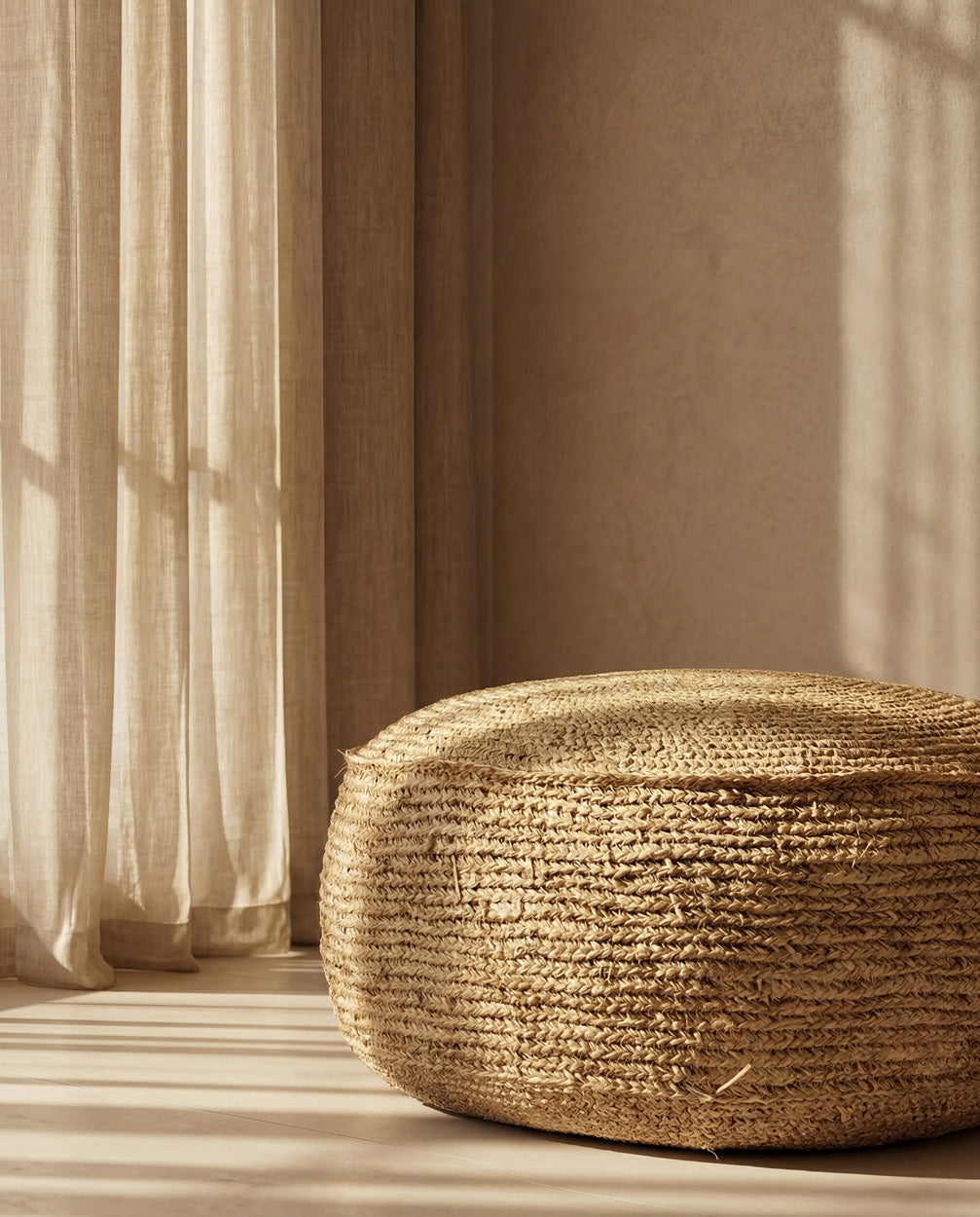 Puf Raffia Flores - Naturel Bazar Bizar