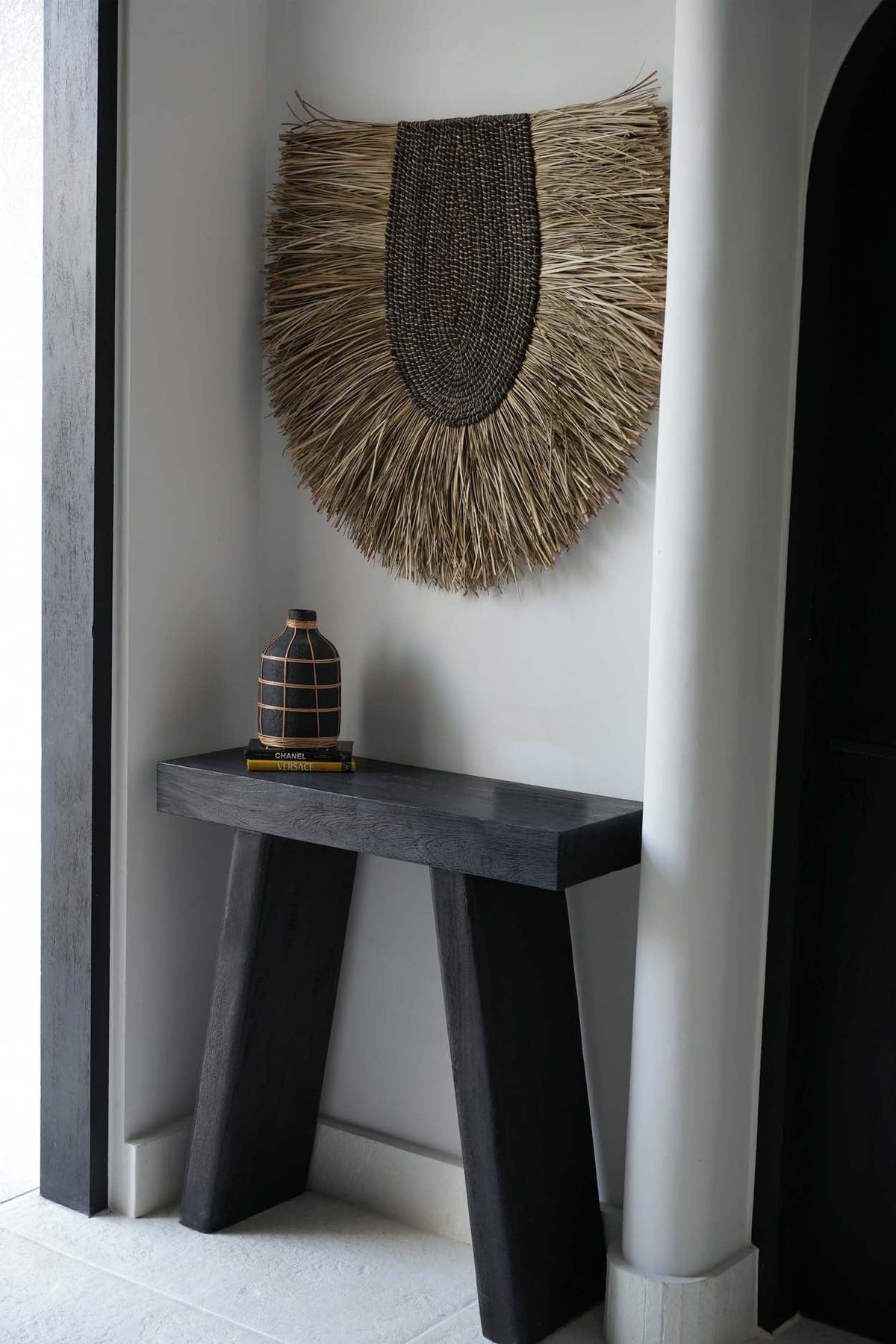 La mesa consola Stance negra Bazar Bizar