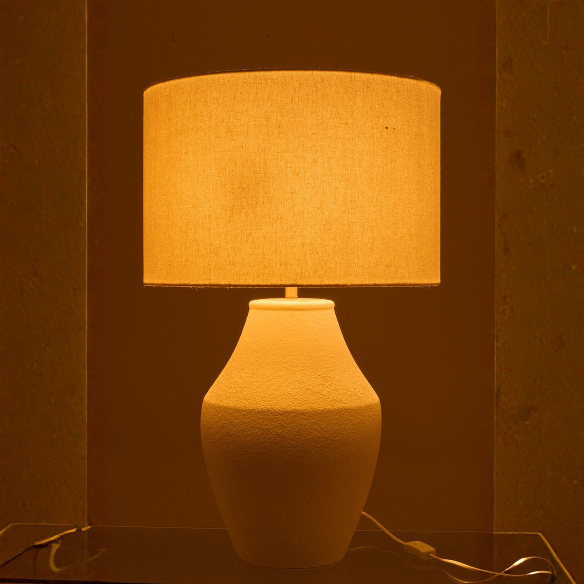 Lámpara de mesa Henri Cerámica Blanca J-Line