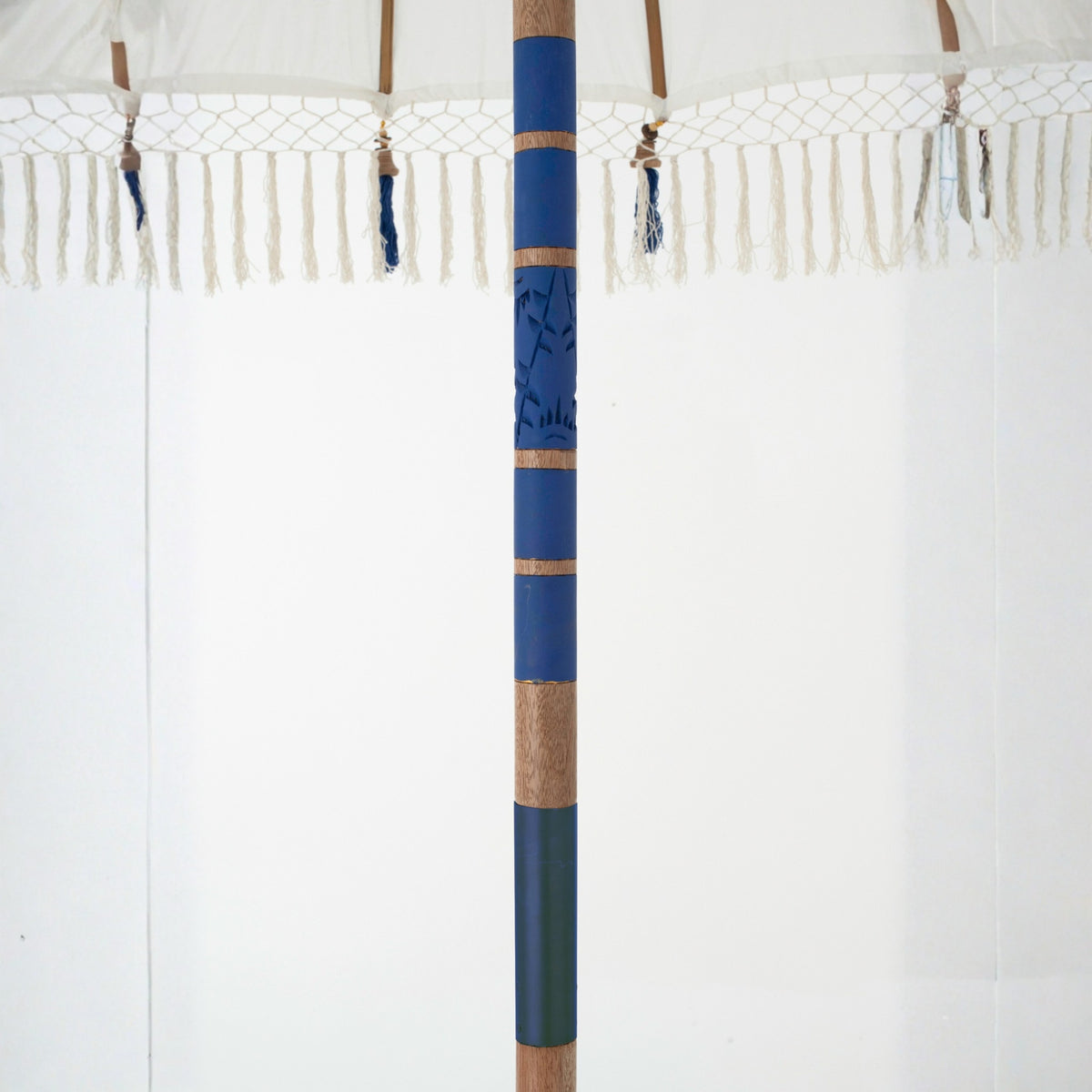 Sombrilla Flavie Madera/Algodón Crudo/Azul J-Line