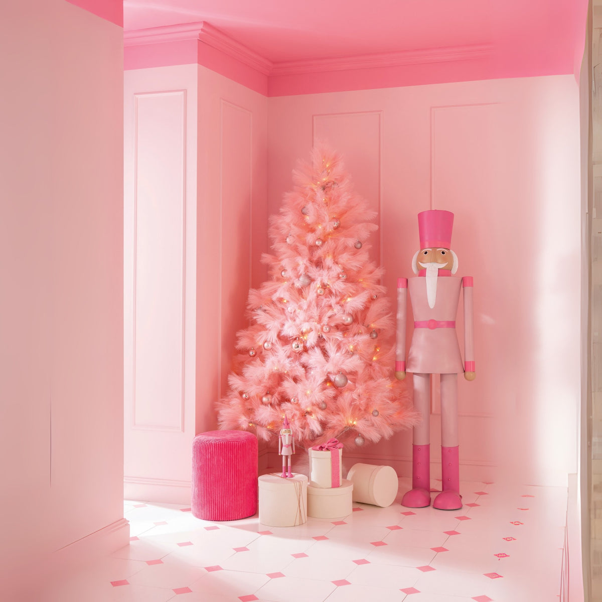 Árbol de Navidad Artificial PVC Rosa Grande H210cm J-Line