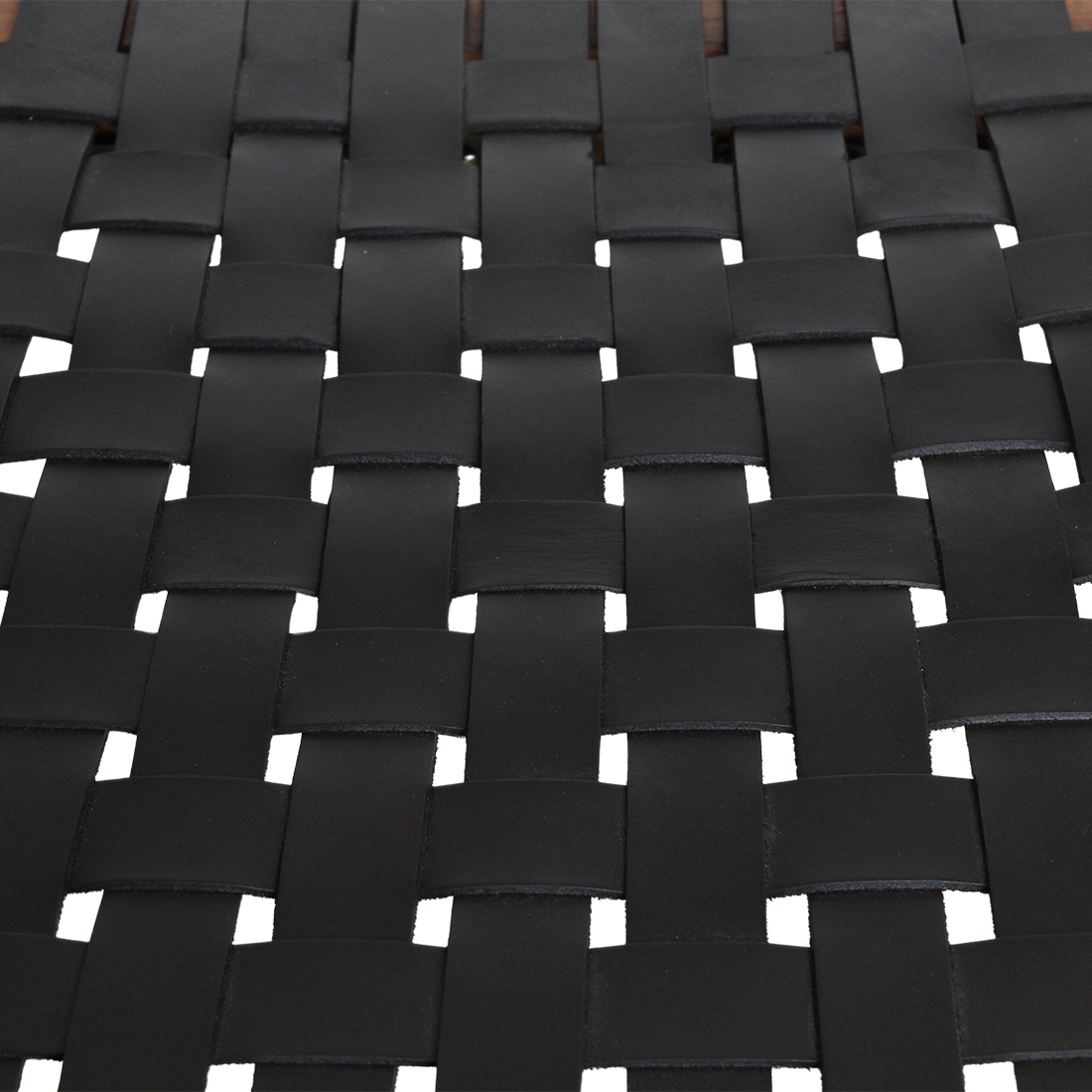 Silla de comedor Freya con reposabrazos, cuero negro, juego de 2, Raw Materials