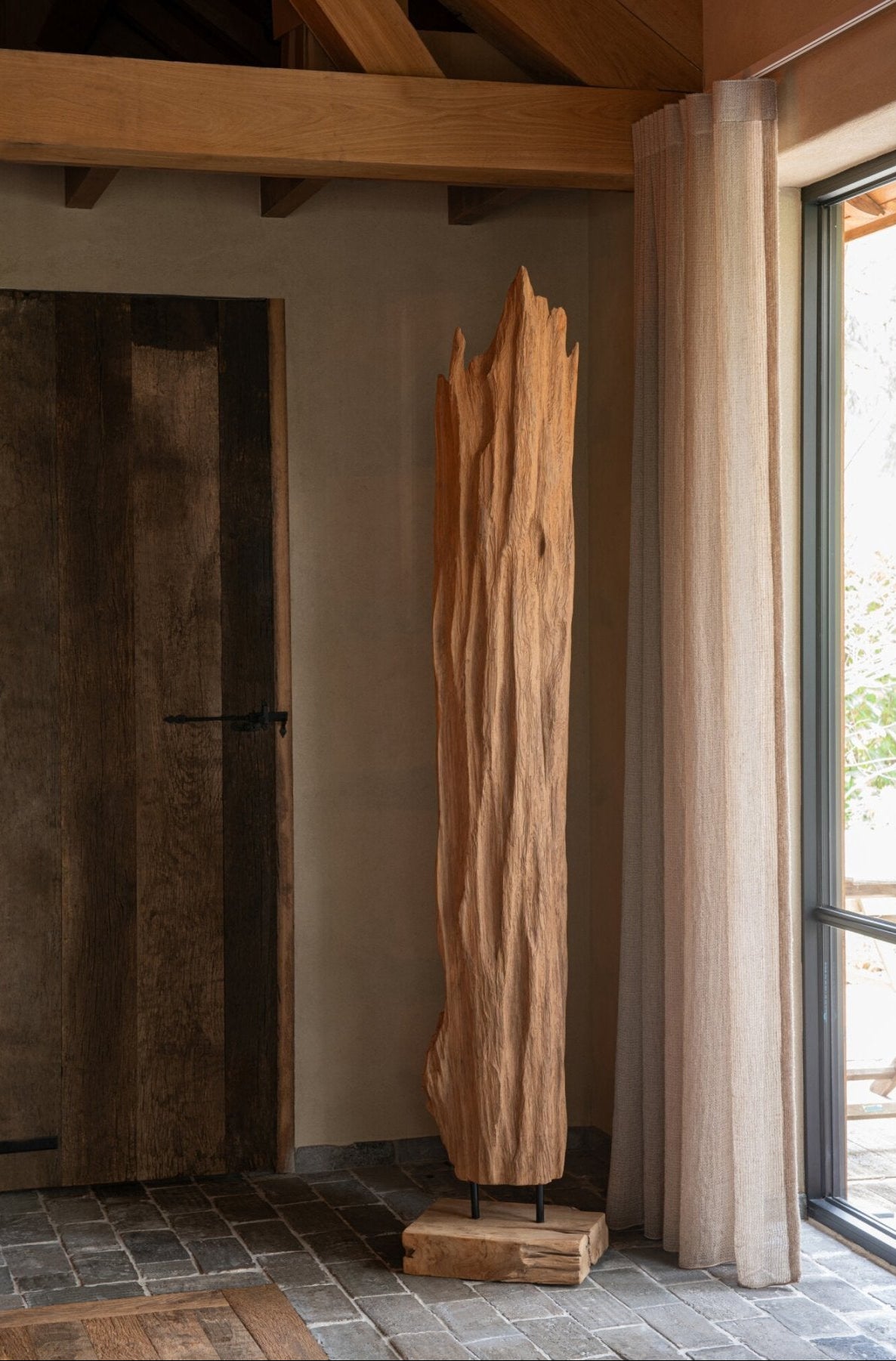 Escultura Abstracta Mira Madera de Teca Natural J-Line