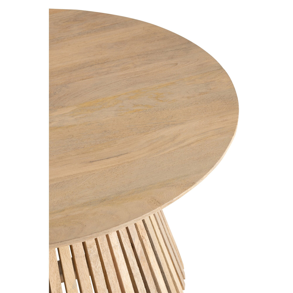 Detail van het ronde naturel mangohouten tafelblad van salontafel Vincent van J-Line