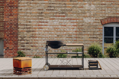 Fire Kitchen BBQ con Höfats Bowl 57 Cocina exterior