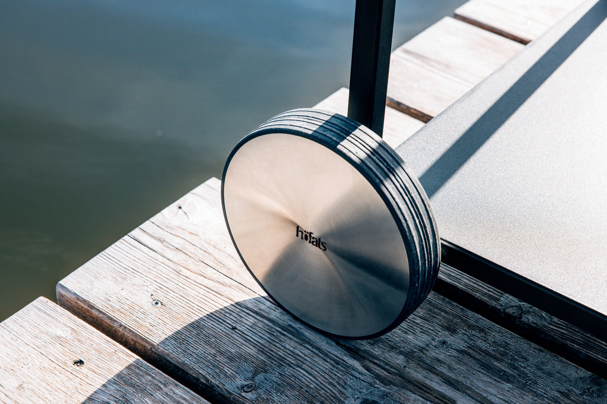 Fire Kitchen BBQ con Höfats Bowl 70 Cocina de exterior