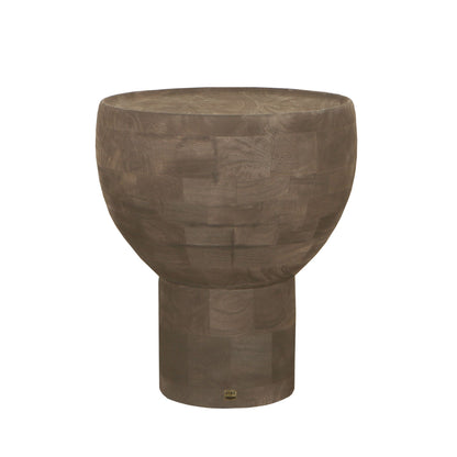 Mesa auxiliar Erno de madera de mango marrón con base redonda PTMD