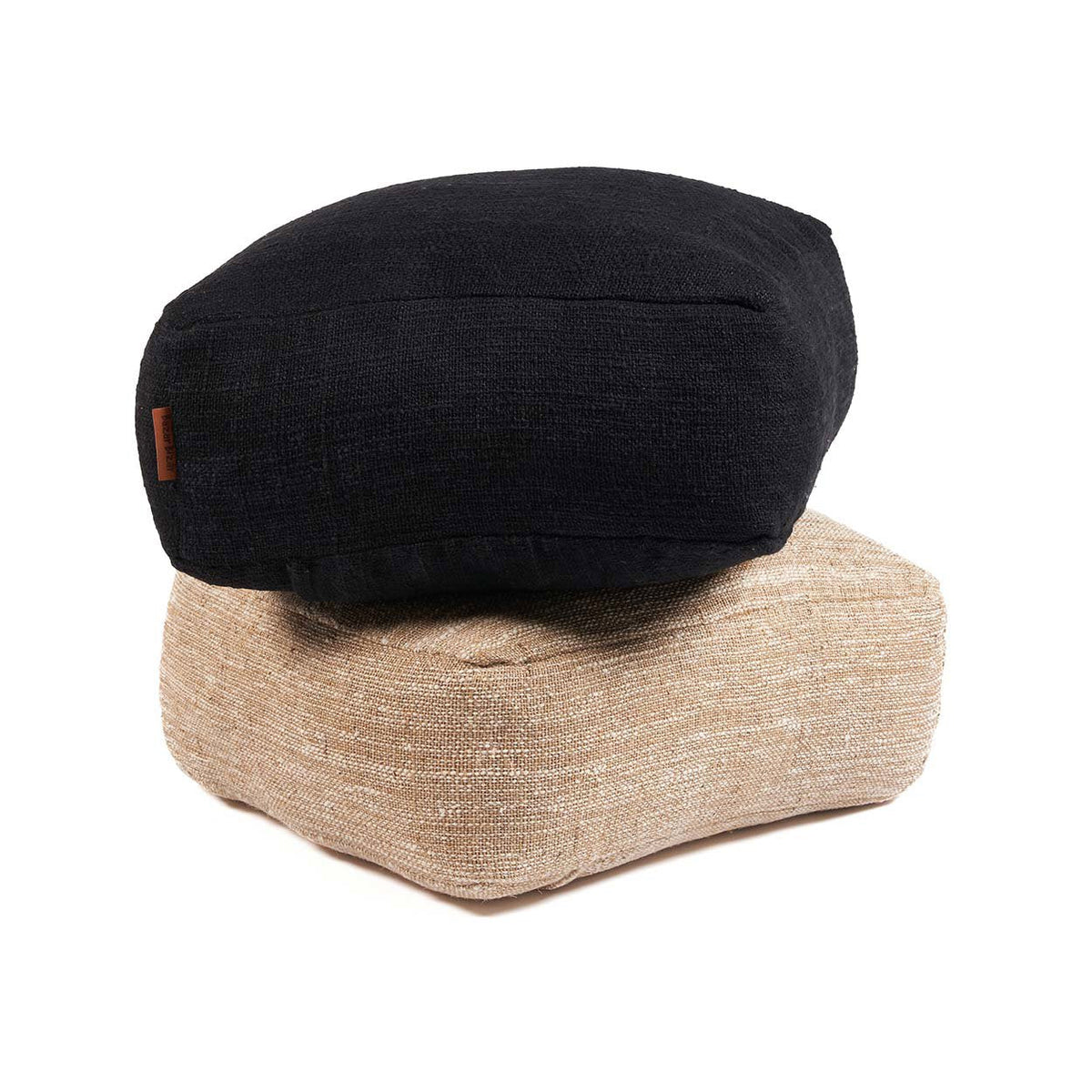 El puf Comfy Beige Bazar Bizar