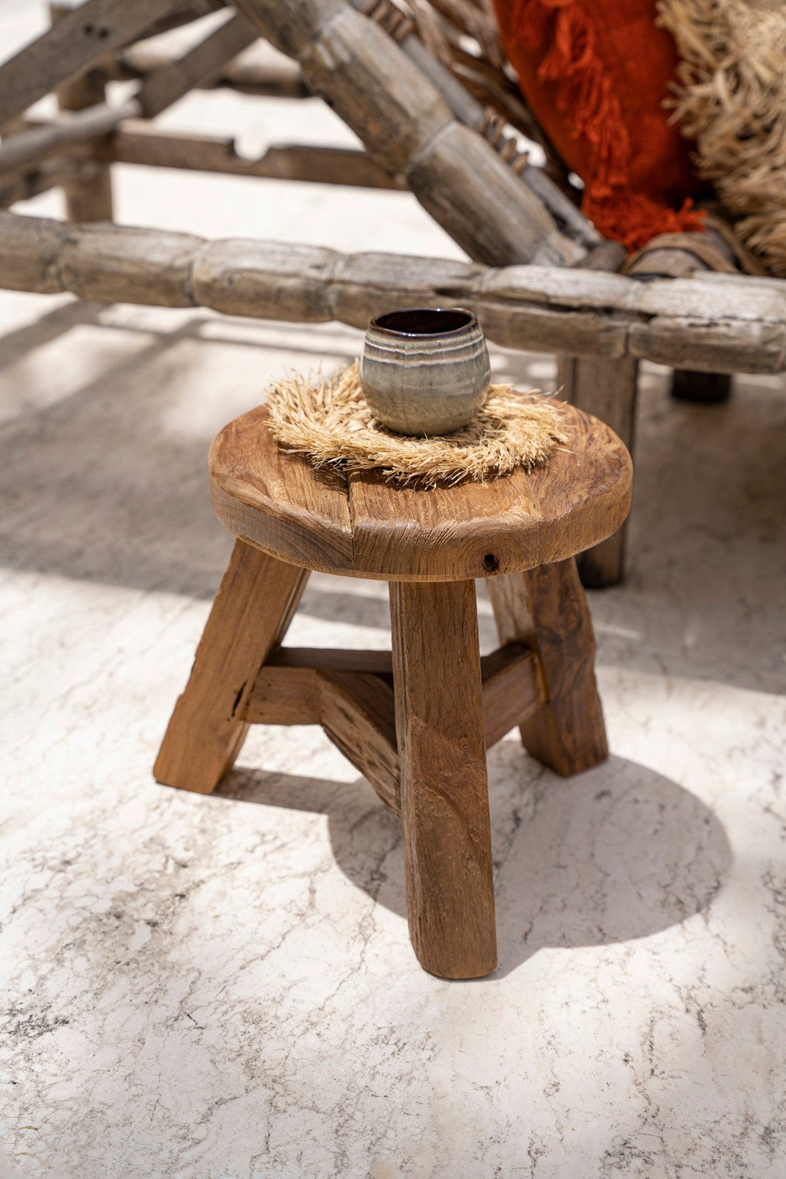 El taburete Yatai Natural Medium Bazar Bizar