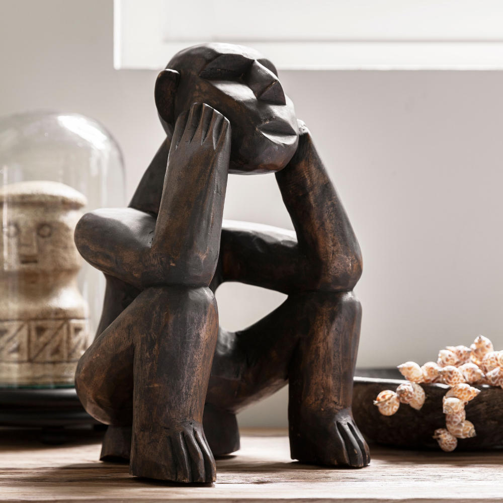 MUST Living Escultura Monkey Do Nothing