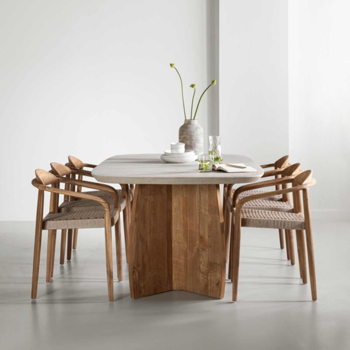 MUST Living Silla de comedor de exterior Santiago de madera de teca