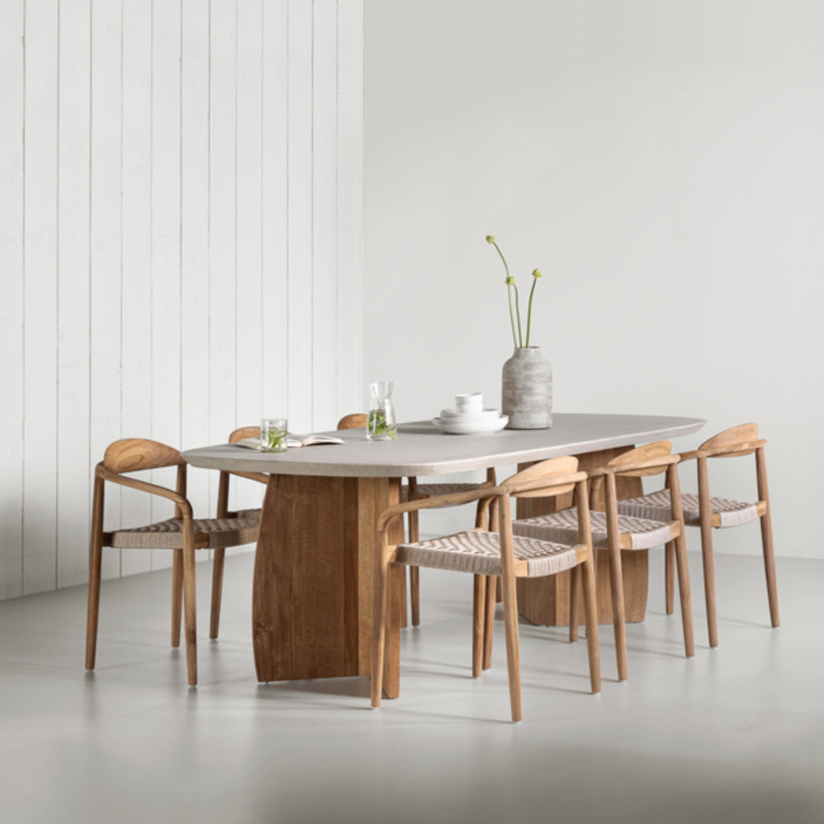 MUST Living Silla de comedor de exterior Santiago de madera de teca