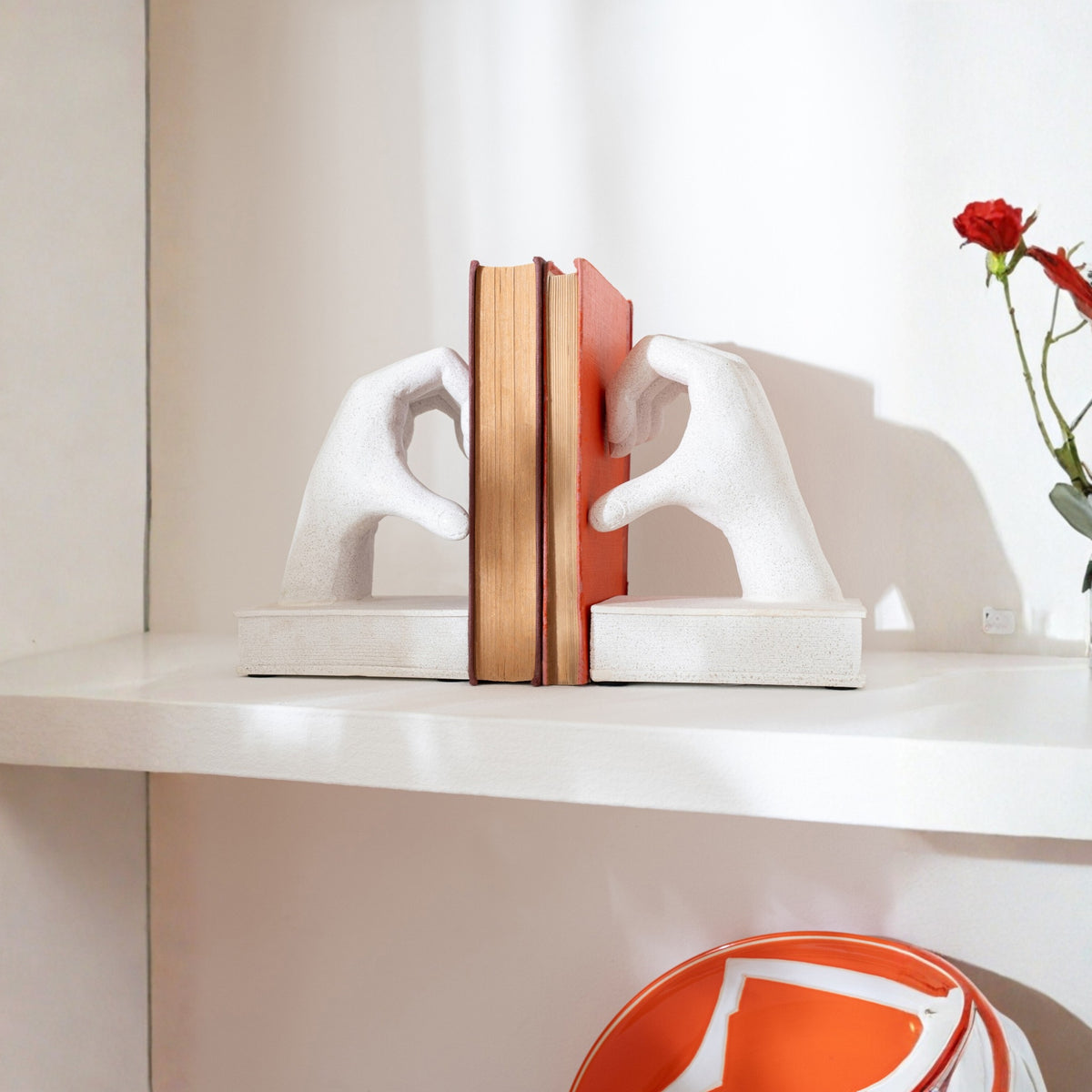 Juego de 2 soportes para libros Manos Love de polirresina blancos J-Line