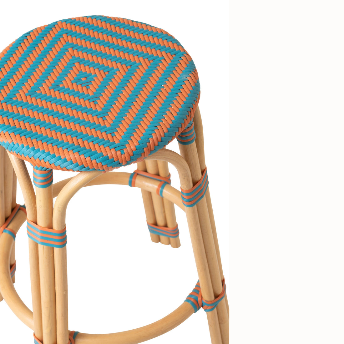 Taburete de exterior Geo redondo de ratán naranja/turquesa J-Line