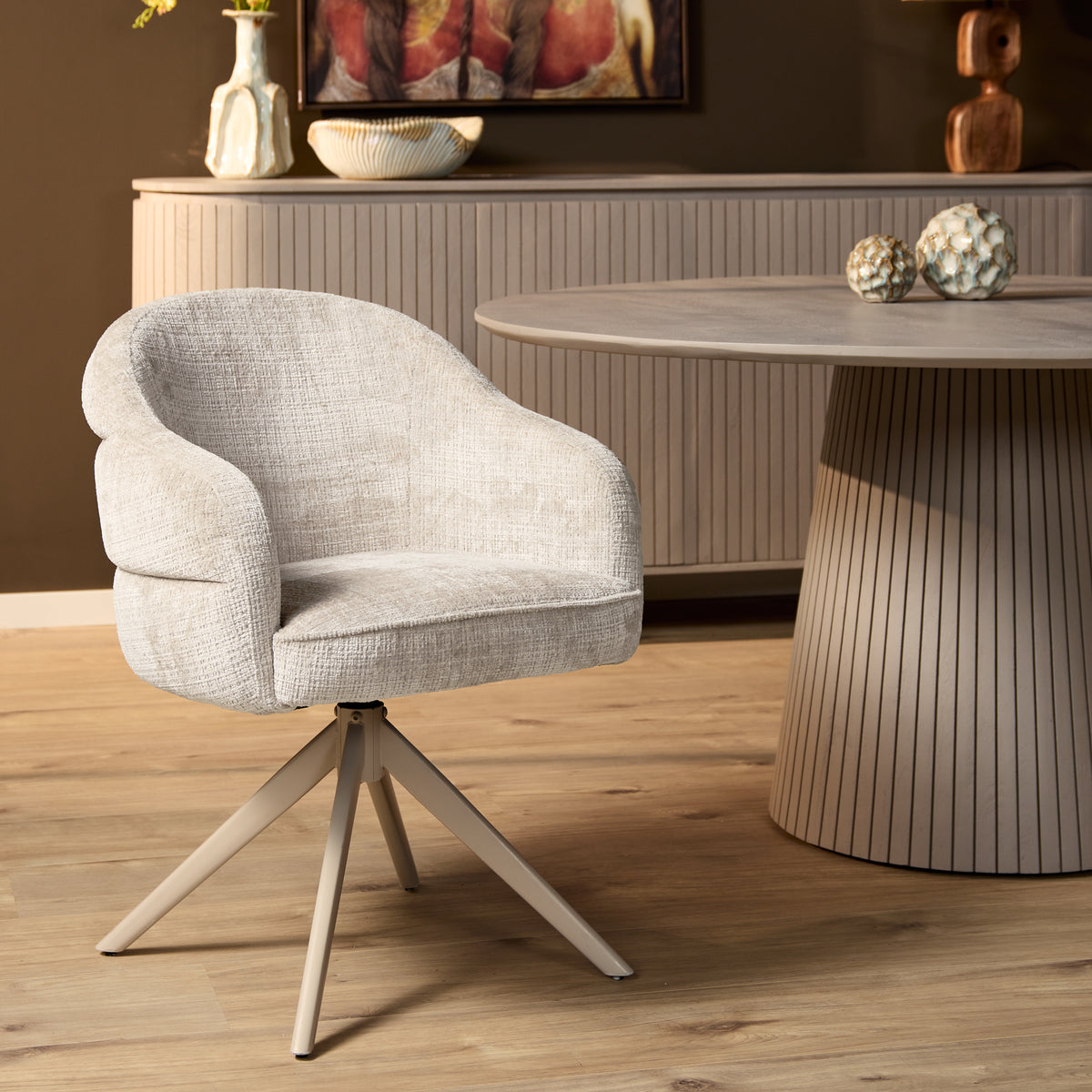 Silla de comedor Bella de tela color blanco roto con reposabrazos Starfurn