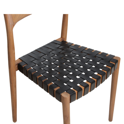 Silla de comedor de teca Freya sin reposabrazos, cuero negro, juego de 2, Raw Materials