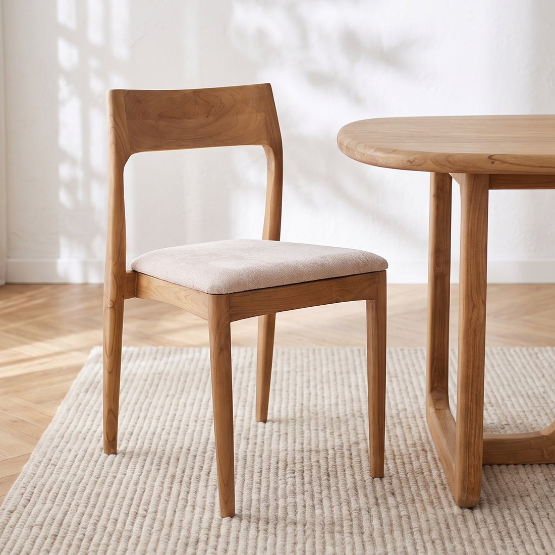 Freya Silla de comedor de teca sin reposabrazos Crema Set de 2 Raw Materials