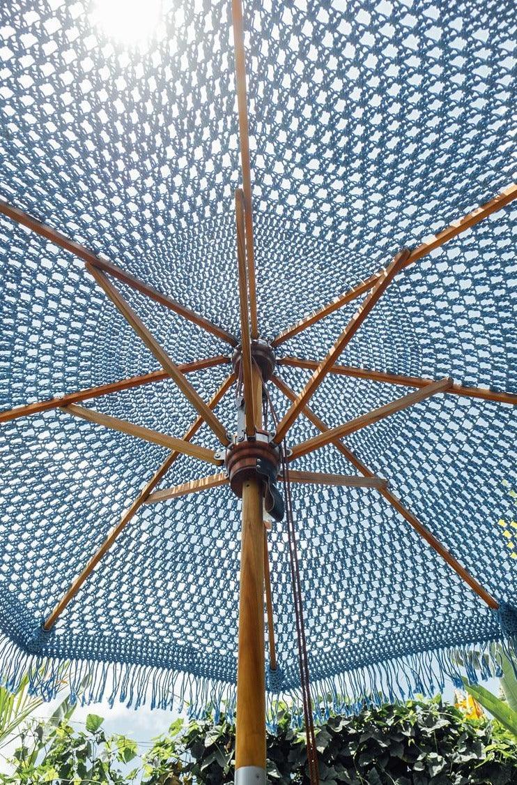Handgeknoopte Parasol - Blauw Fringes - 250cm - Handgeknoopte parasol - Todo Bien - livinglovely.nl