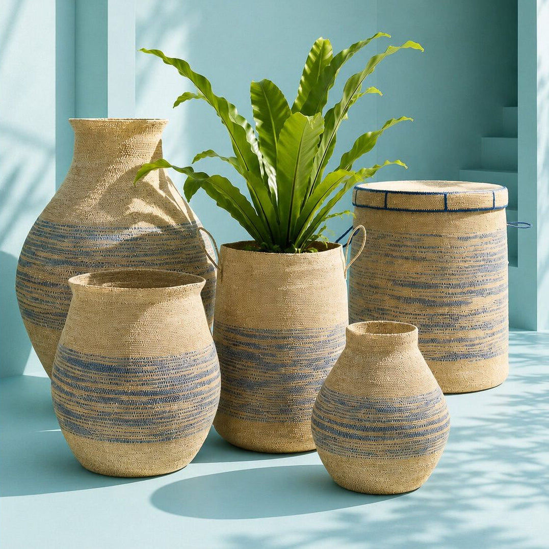 Cesta de hierba marina a rayas natural/azul grande J-Line