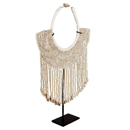 Ornament Indonesische Schelpenketting Indah met kralen Beige/Wit - Pole To Pole - Ornament - Pole To Pole - livinglovely.nl
