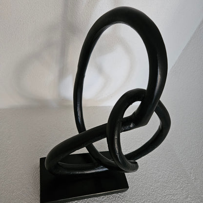Ornament Zwart 25x15x41cm - Beeld - Living Lovely - livinglovely.nl