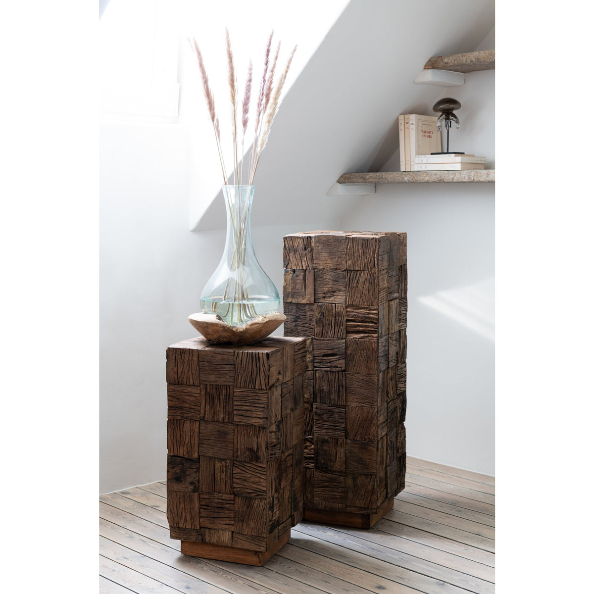 Columna de Madera Reciclada Natural Mediana J-Line